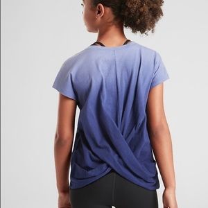 🐚🌊Athleta Girl L/12 Blue Ombré T-Shirt 🌊🐚